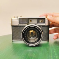 【135底片相機】八成新 Yashica Lynx 1000 45mm F1.8 金屬相機