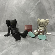 Kaws Five Sitting Vinyl Action Figure Hypebeast Display