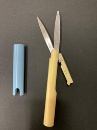 Plus P130 Pocket Scissors 剪刀