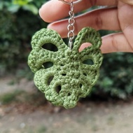 Monstera Leaf Crochet keychain/ Crochet Keychain / leaf keychain