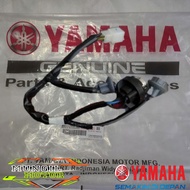 FRONT TURN LIGHT FITTING MIO GEAR 125 Original YGP B3W-H331E-00