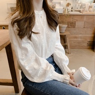 QFN | เสื้อเชิ้ตแขนยาวคอตตอนพร้อมแขนระบายลูกไม้