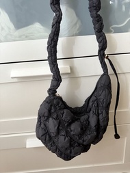 Carlyn cozy bag m black