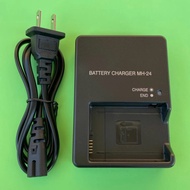 Suitable for Nikon D3100 D3200 D3300 D3400 D3500 SLR Camera MH-24 Charger