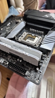 Crucial Ballistix DDR4-3200 16GB Kit (2×8GB) (BL2K8G32C16U4W)