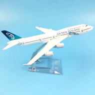 Interior accessories Model Passenger Aircraft Alloy Model Toy B747 Air New Zealand B-747 Airlines 1: