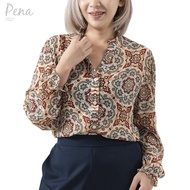 Pena house เสื้อเบลาส์ คอวีแขนยาว POSL062401