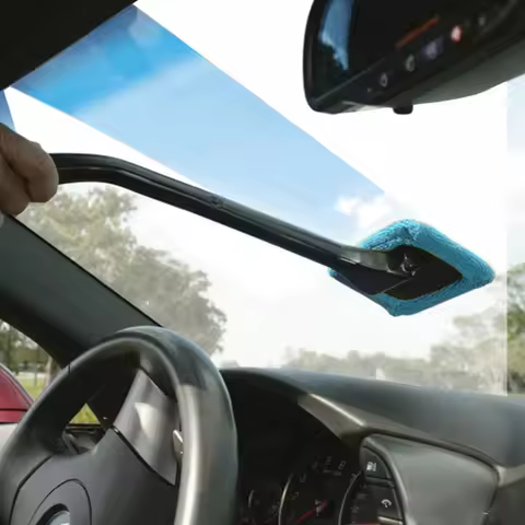 Car Windshield Cleaning Brush Accessories for Toyota SIENTA Vellfire Verso PROACE Hilux Tacoma Tundr