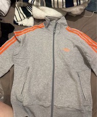 Adidas外套