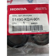 HONDA CLICK BEAT XRM WAVE DASH FORK SEAL WITH DUST CAP 51490-KGH-901