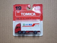 【米舖TOY】 全新 TAKARA TOMY TOMICA #19 Mitsubishi Fuso Wing Body Truck 三菱 貨車 紅字 卡裝 車仔