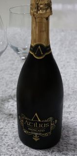 ACILIUS MOSCATO