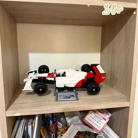 Assembled Model 693pcs Racing Car Model MP4/4 Building Blocks With Display Stand Sticker Mechanical 