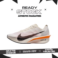 Nike ZoomX Vaporfly Next& 4 Protro