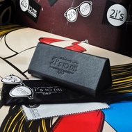 2is Bx03AeD 眼鏡盒│三角形可收納│防刮紋 黑色│眼鏡盒