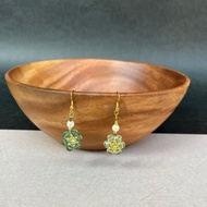 A Lu 綠色及淡綠珠花手編耳環/禮物 母親節 原創限量款