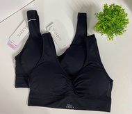 เสื้อใน Sabina แท้ รหัส SBXA890 (แบบมีตะขอ) และรหัส NBA24001 (แบบสวม) บราฟรีไซส์ ไร้โครง (ผ้าทอ) ราค