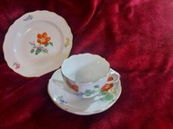 德國麥森 Meissen 手繪花卉咖啡杯盤三件組(紅) 1st