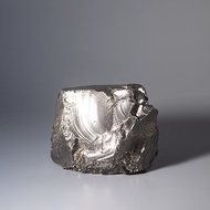銀次石墨小塊重量為250克
