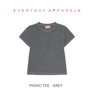 EVERYDAY APPARELS picnic tee03 เสื้อยืดผ้าบางพอดีตัว