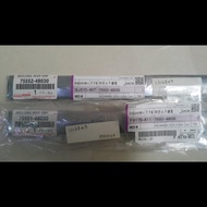 Front Roof Rubber 75551-48030 75552-48030 Harrier