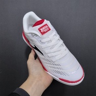 Joma Regate Rebound IC futsal shoes are slip-resistant and durable. Z6J3