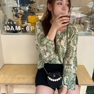 Chanel 黑金珍珠小圓餅鏈條包 12*12  99新配件塵袋盒子購證保卡