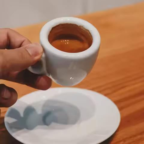 Porcelain Espresso Cup Set 50ml Cappuccino Coffee Mugs Espresso Shots Cup with Saucer Delicate Coffe