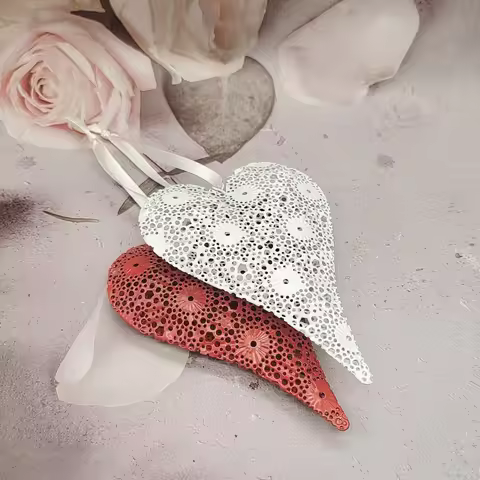Muy Bien 1PC Metal Hollow Heart Hanging Crafts Romantic Love Valentine's Day Home Wedding Props Part