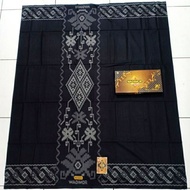 Sarung Wadimor Motif Bali 555 Hitam Serangam Warna Sarung Pria Tenun