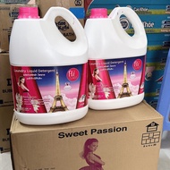 Nước giặt xả đậm đặc Hiclass 3500ml Thái Lan