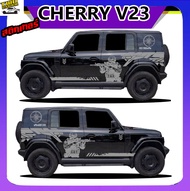 รถ SUV สีเขียวทหาร ตกแต่งสติ๊กเกอร์ทหารสีเหลือง สติ๊กเกอร์chery v23 รุ่น CHERY V23 ได้2ด้าน สติ๊กเก