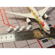 New Style One Shot Four 1: 400 Miniature Airport Guide Car White Model Model No Airplane Please Look