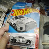 HotWheels 1/64 LBWK Liberty Walk Nissan GTR R35