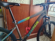 TRINX M116 山地車