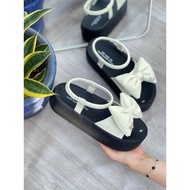 Lovely sandal (Puffed bow), (wide fit goes back for 1 size), round legs are full of size, the straps