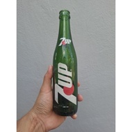 Antik Bottle 7up 285ml display