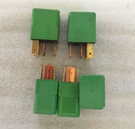 รีเลย์ อีซูชุ 24v เขียวเล็ก ISUZU NPR150 NQR175 Deca360 ใช้ได้รถใหญ่รถเล็ก 24V. 5ขา (แท้ญี่ปุ่น มือ2