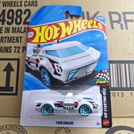 Hotwheels TWIN DORADO 100/250 Metal Car (kg30)