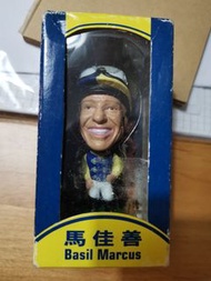 2000...香港賽馬會～騎師。馬佳善(全新) Q版公仔