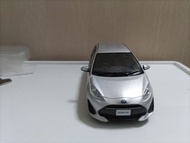 Toyota Aqua/prius c 豐田原廠金屬色版車仔
