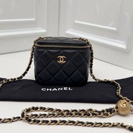 香奈兒/Chanel 小羊皮金球方盒子鏈條包
