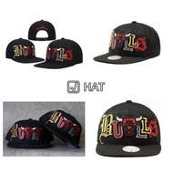 Mitchell & Ness Chicago Bulls Hype Type Snapback Baseball Cap - New Exquisite Embroidery Men's and W