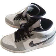 Sepatu second Nike air jordan 1 mid light smoke grey dior 100% original 42,5