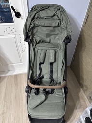 NUNA stroller TRVL lx (green) / bb 幼童車 (綠)
