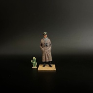 Erwin Rommel Wearing Figure a Coat in North Africa Scale 1:30 Warpark
