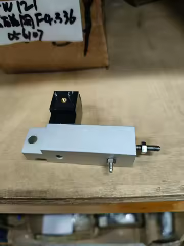 2 Pieces/lot 61.184.1136 61.184.1131 61.184.1133 Solenoid Valve For Offset Printing Spare Parts