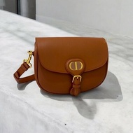 DIOR BOBBY 駝色小牛皮中號下蓋側背包