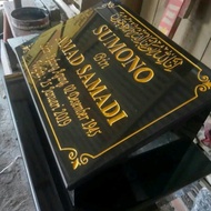makam granit kepala kijing model buku/petak/lengkung