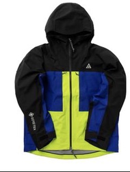 Nike ACG Storm-FIT ADV Gore-Tex 外套 S 碼